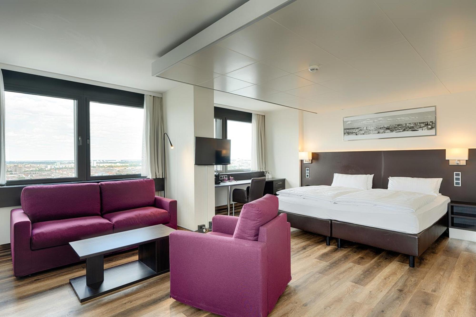 Hotel Park By Radisson Alexanderplatz 4*
