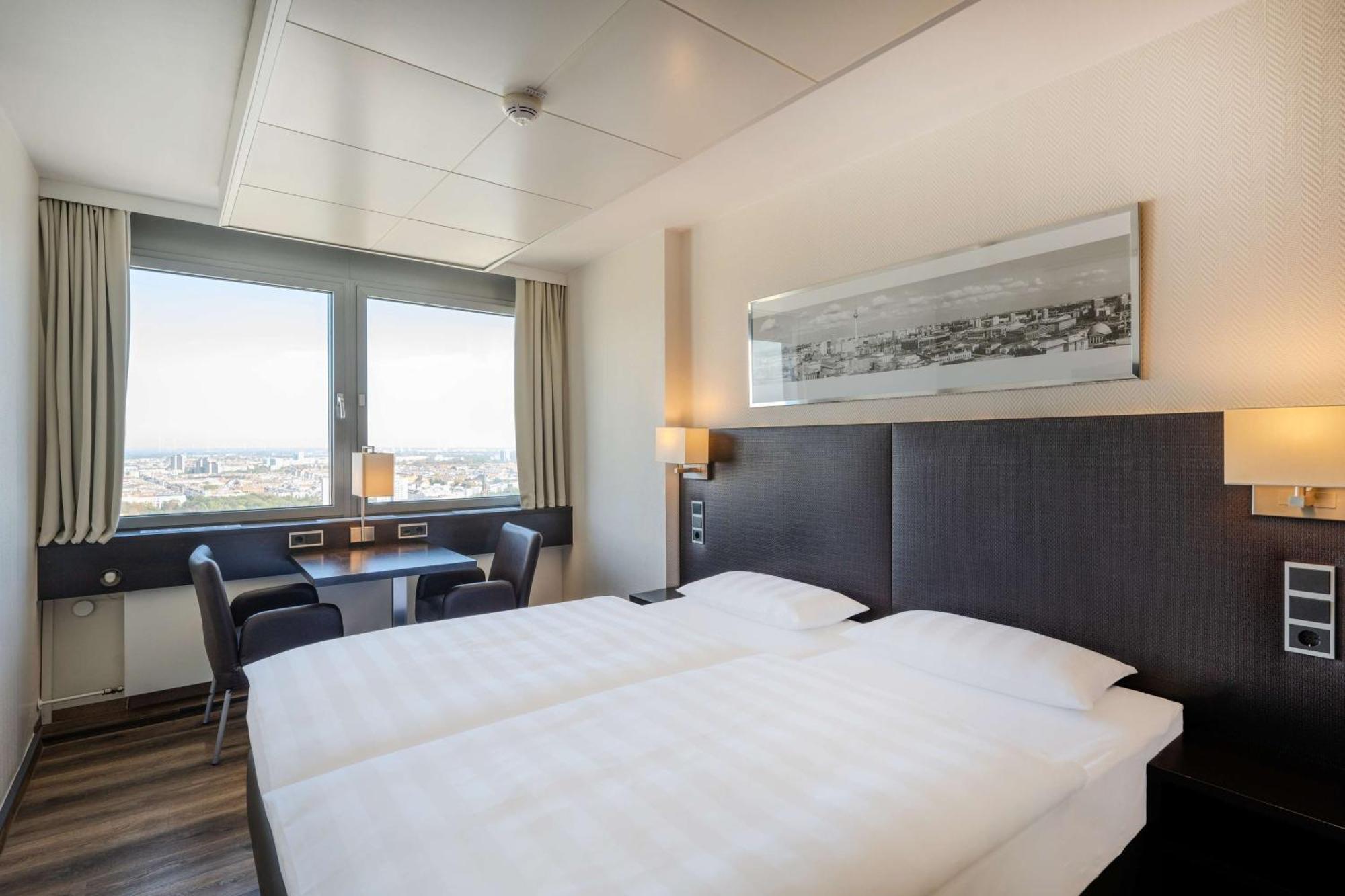 Park By Radisson Alexanderplatz 4*