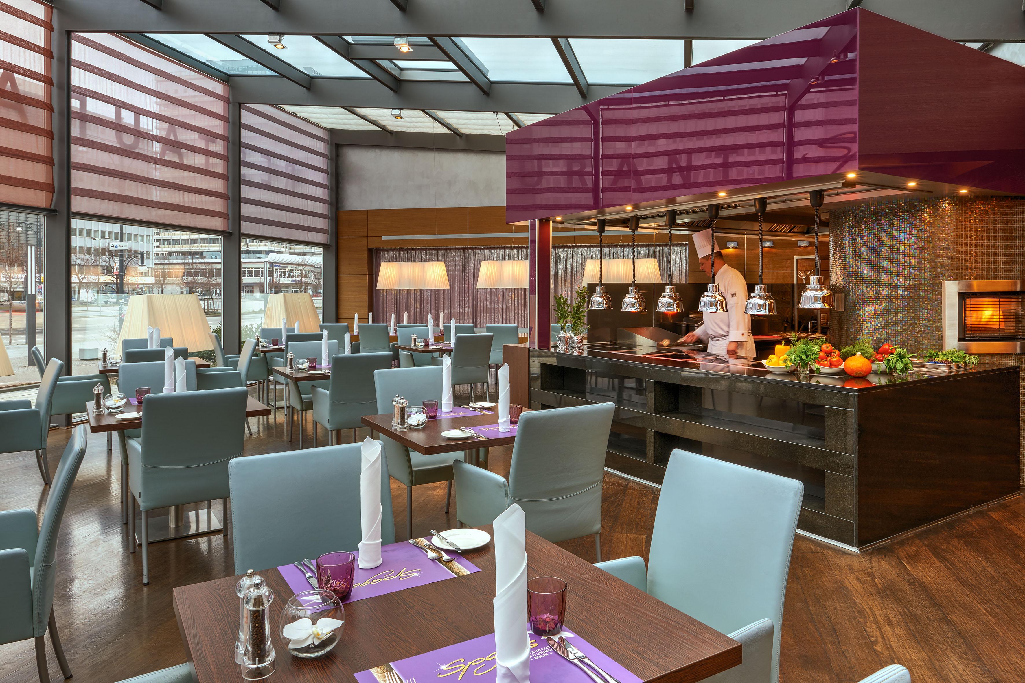 Park By Radisson Alexanderplatz Hotel 4*